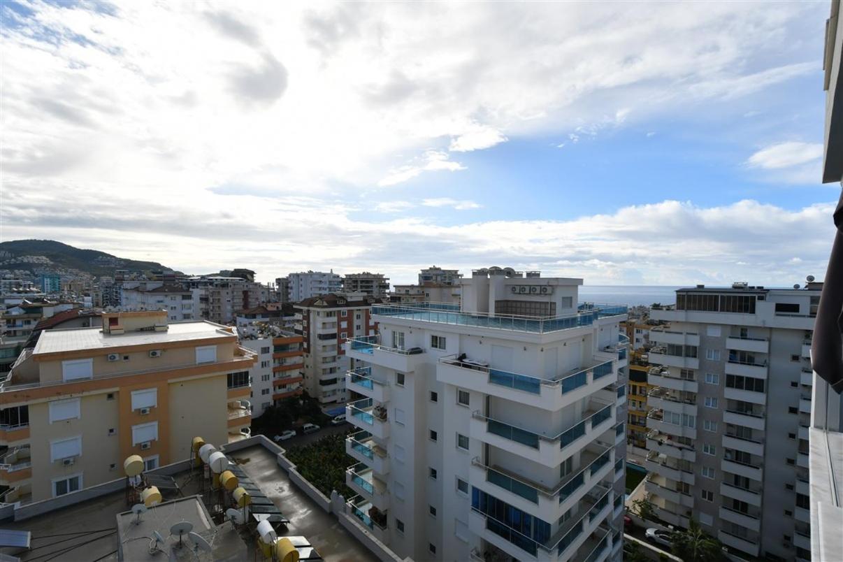 Yekta Atrium Two-room For Rent Just 350 Meters From The Sea In Mahmutlar, Comfortable Living By The Coast Lägenhet